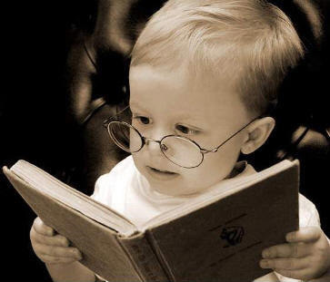 baby_w-glasses